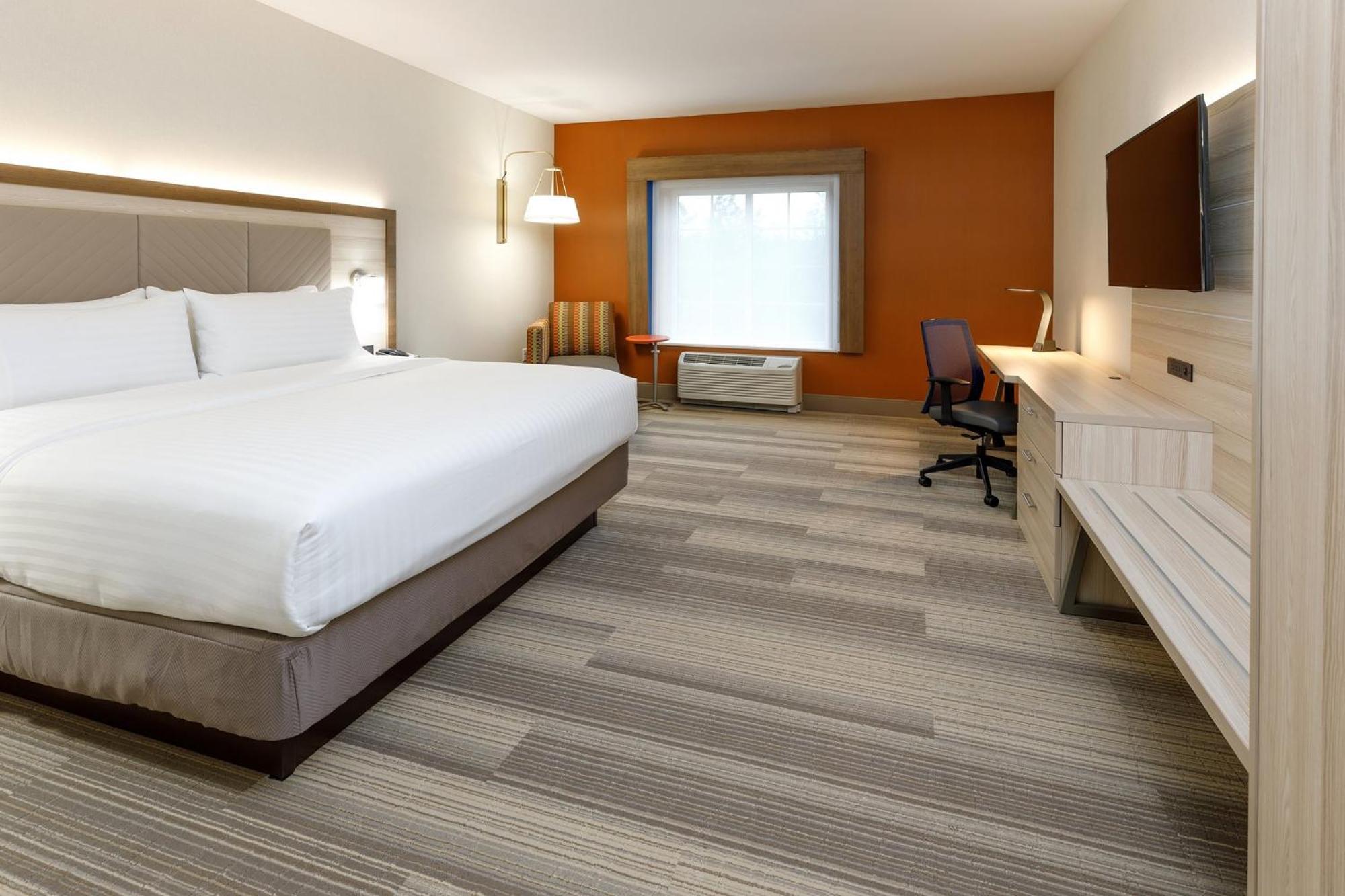 Holiday Inn Express & Suites - Sturbridge By Ihg Exteriör bild